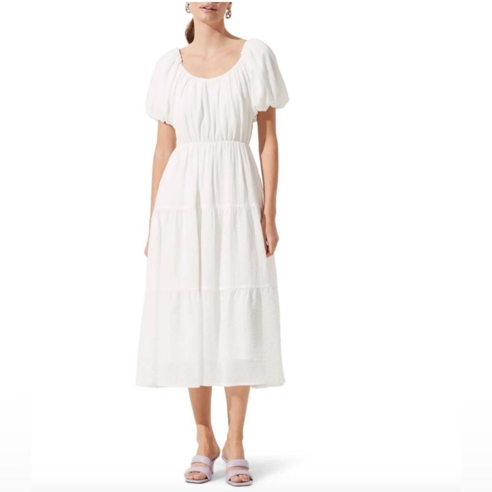 ASTR the label Tiered Short Sleeve Dress